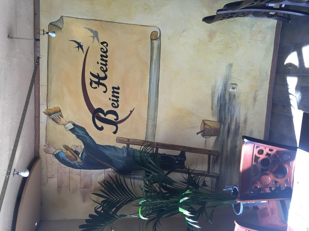 Beim Heines Hotel Daun Ngoại thất bức ảnh