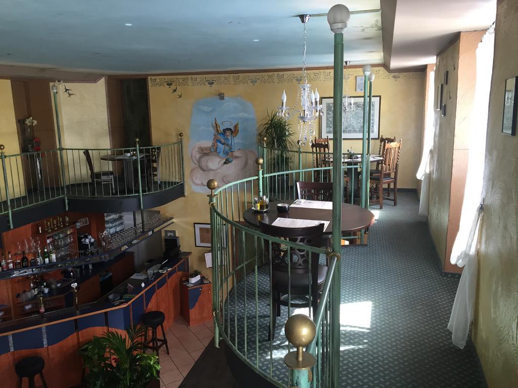 Beim Heines Hotel Daun Ngoại thất bức ảnh